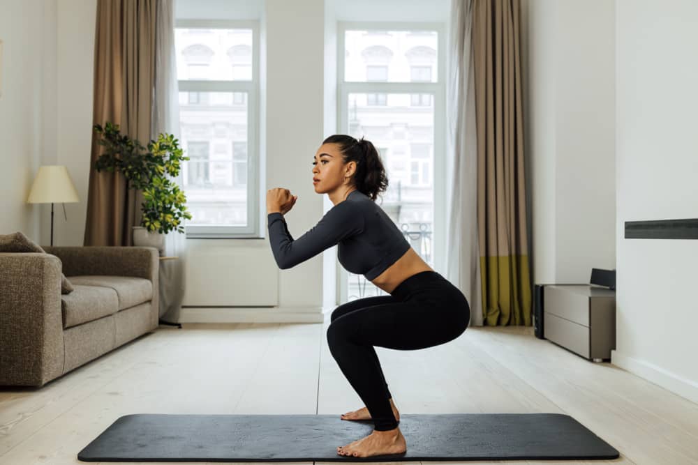 Pilates en casa para principiantes, sentadillas