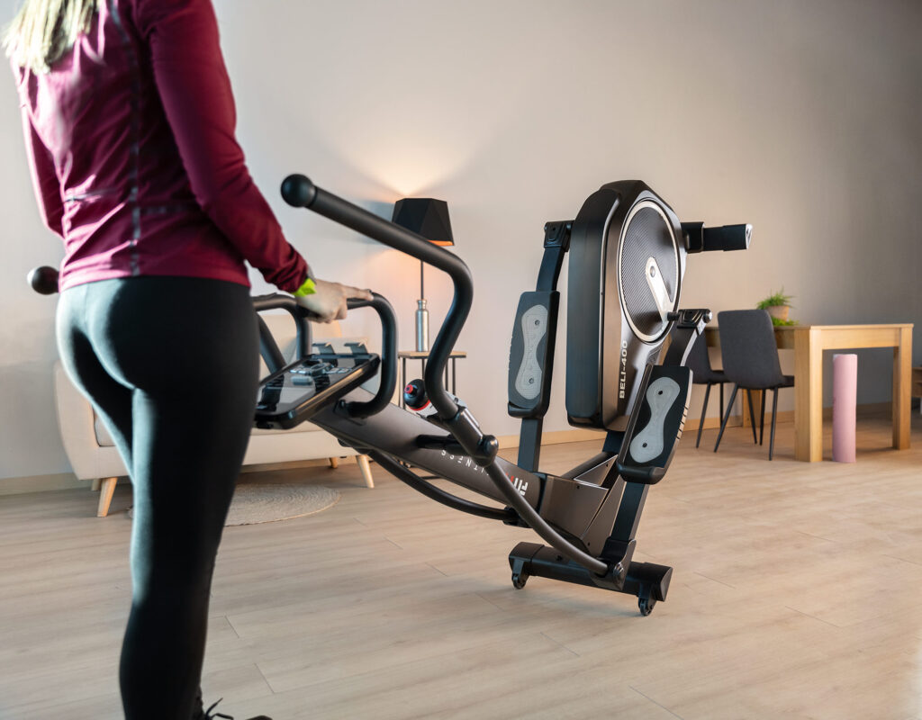 Beneficios de entrenar con bicicleta elíptica para tu salud - FITFIU Fitness